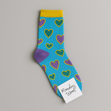 Load image into Gallery viewer, New Women Heart Pop Crew Socks
