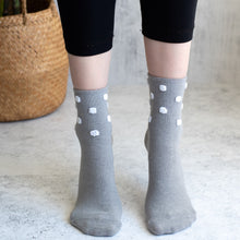 Load image into Gallery viewer, Women Cozy Dots Socks