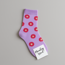 Load image into Gallery viewer, New Women Bloom Day Crew Socks
