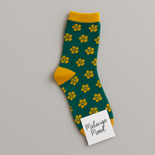 Load image into Gallery viewer, Women Flowers Blooming Socks
