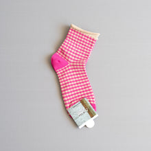 Load image into Gallery viewer, Average Joe Checked Socks
