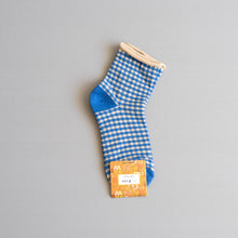 Load image into Gallery viewer, Average Joe Checked Socks
