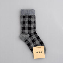 Load image into Gallery viewer, Women Winter Gingham Checked Square Pattern Socks
